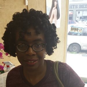 Meet your Posher, Jenn